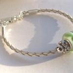 Mellow green shell pearl br..